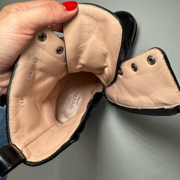 Gucci Black Combat Boots with Chunky Sole, Zipper and Lace-Up Design, 37.5EU - Picture 9 of 11